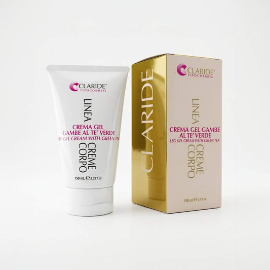 Tubo bianco e astuccio dorato della Crema Gel Gambe al Tè Verde Claride Fitocosmesi. Trattamento corpo defaticante e rinfrescante da 150ml, formulato per alleviare il senso di pesantezza, stimolare il microcircolo e sgonfiare le gambe stanche, su fondo bianco.