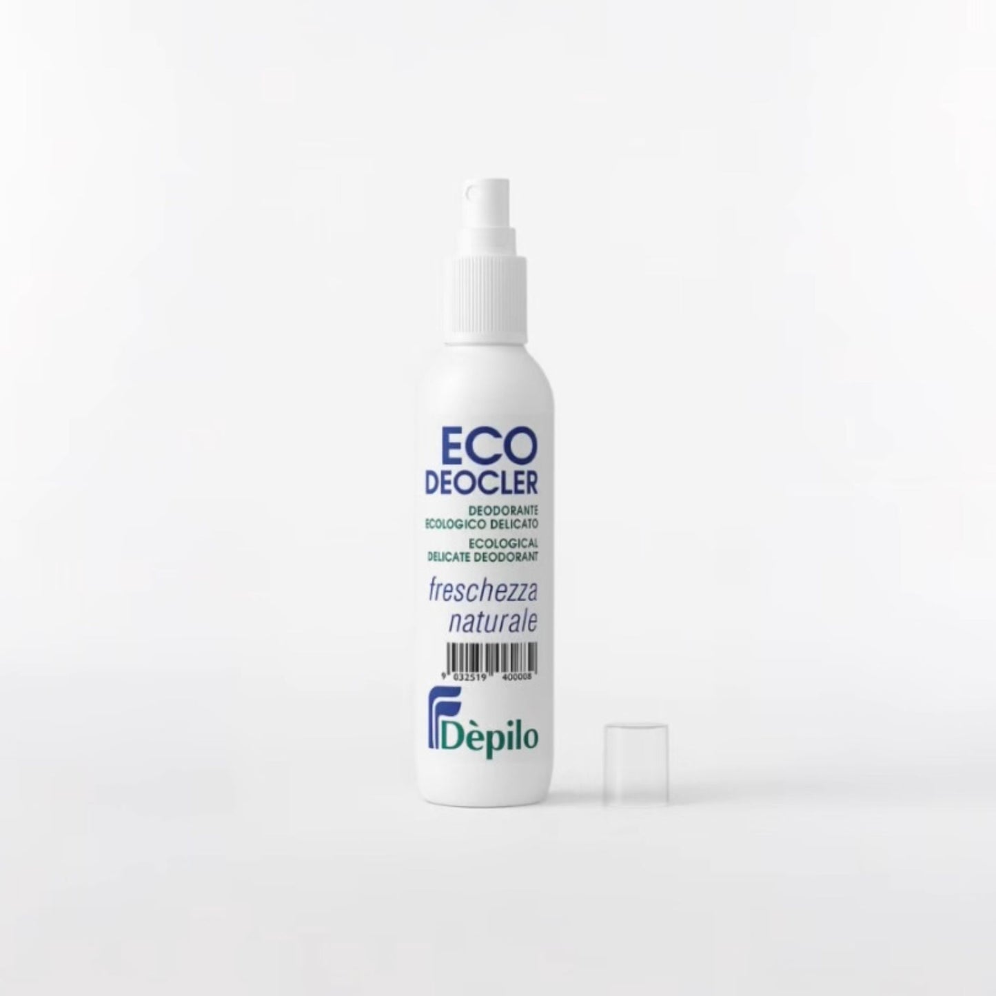 Flacone bianco di Eco Deocler, deodorante spray da 150ml, con tappo trasparente aperto