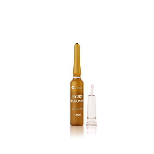 iala viso Hydra Liposomial di Claride Fitocosmesi con il suo cappuccio applicatore per un dosaggio facile e preciso del siero.