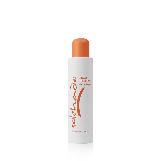 Flacone del prodotto Solehado Crema Gel Bronze, crema autoabbronzante per viso e corpo da 200 ml.